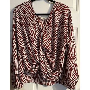 Umgee Red And White Mock Wrap Gathered In Front, Women’s Shirt Size Med No Flaws